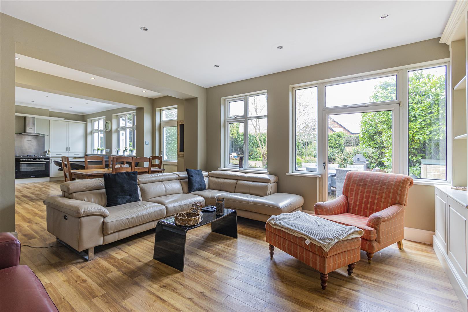 DRUIDSTONE ROAD, OLD ST. MELLONS, CARDIFF Jeffrey Ross Estate Agents